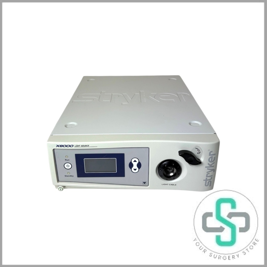 220-200-000 - STRYKER X8000 ENDOSCOPIC XENON LIGHT SOURCE (USED)